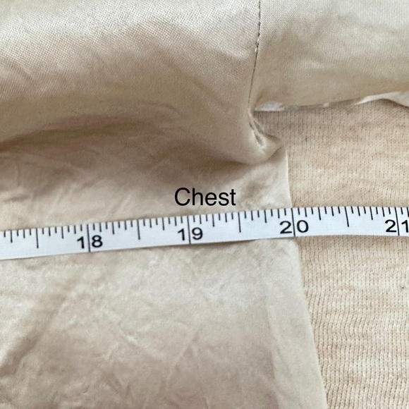 ZARA Women’s Crean Satin Acetato Long Sleeve Back Button Blouse Size S - Picture 7 of 11